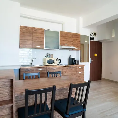 Rezident Apartment *