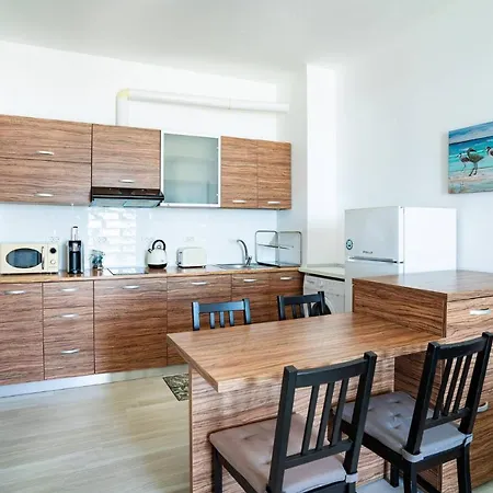 Rezident Apartment *