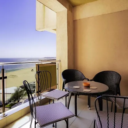 Rezident Apartment *