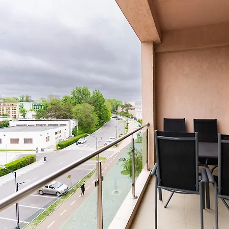 Rezident Apartment *