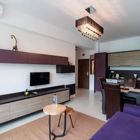 Rezident Apartment *