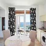 Apartamento Rezident