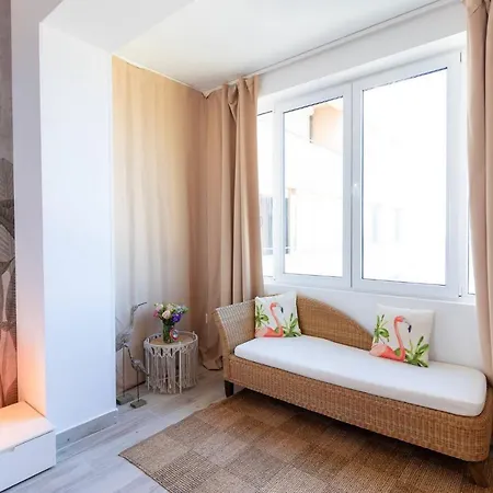 Apartament Rezident *