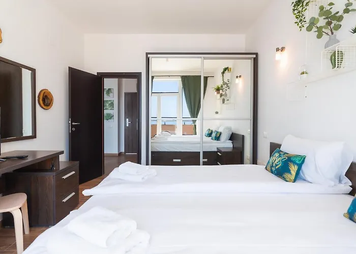 Rezident 아파트 데포리노드