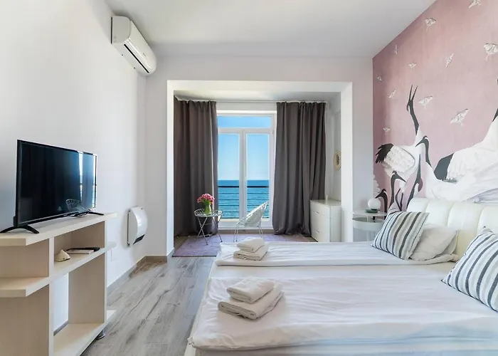 아파트 Rezident 데포리노드